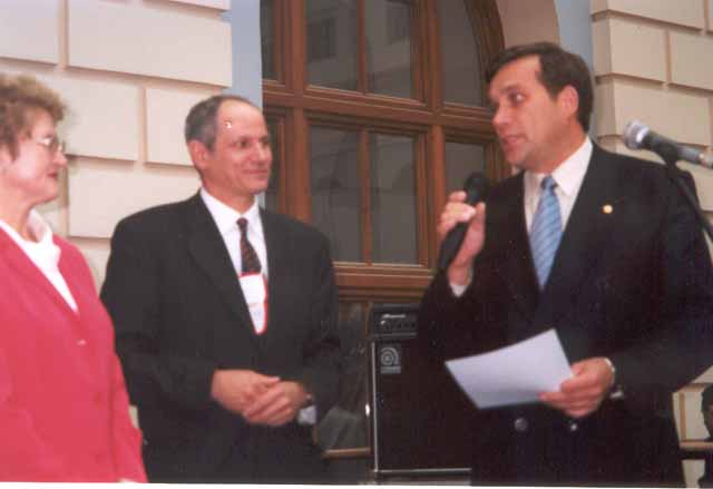 DE2002_04
