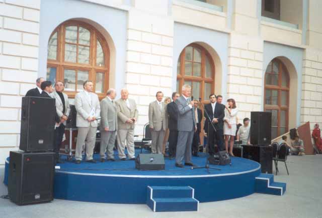 DE2002_06