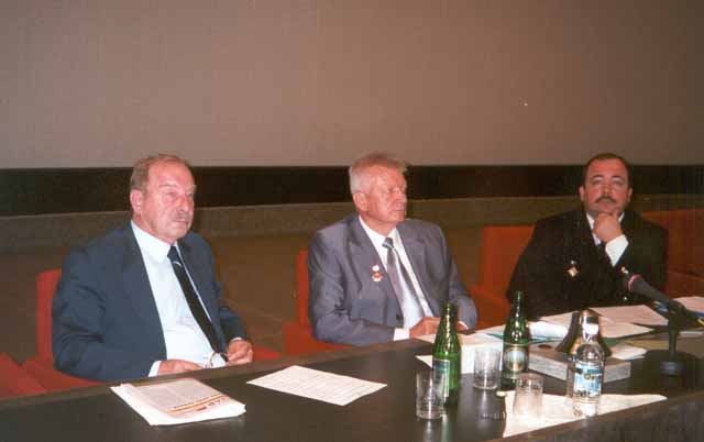 DE2002_17